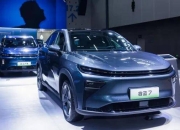 睿蓝卖车，年底突然“爆发”