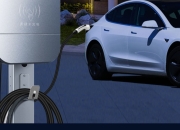 比亚迪车主投诉极氪充电桩排斥其他品牌，充电桩“垄断”如何界定？