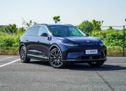 钟南山院士见证 零跑C11荣获2023年度“五星健康车”称号！