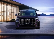 捷豹路虎公布2023年中国市场销量突破10万辆，同比增长25%