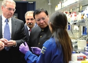 美国“蔚小理”：亏很惨，要破产？