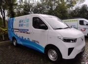 新能源商用车迎来新卷王，五菱扬光7.18万元起售