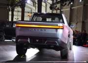 Rivian诺摩尔工厂闭厂升级，将生产R2车型