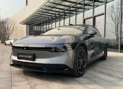 极氪007后驱增强版上市 售价20.99万元