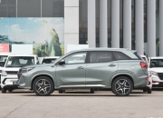 蓝电E5荣耀版上市 售9.98-11.98万元