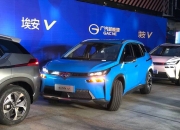 主力车型下探至20万以下，传统车企与新势力“战备竞赛”开打！
